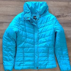 Barely Worn- PLATINUM -Womens Blue Quilted Jacket, Zip & Snap front- Size Small